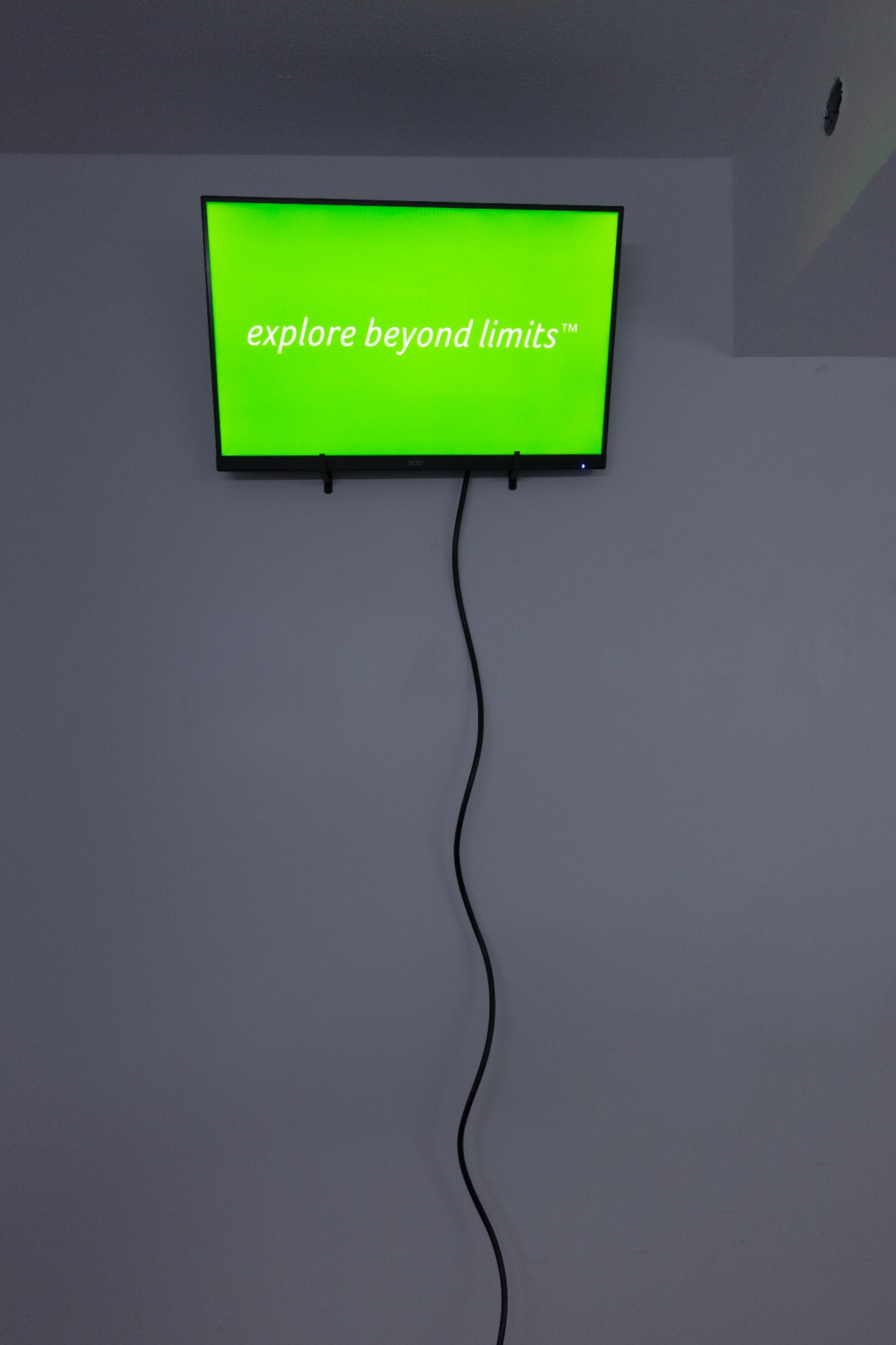 Between Pixel and particle — 2024 — Tokyo — by Sander Wassink