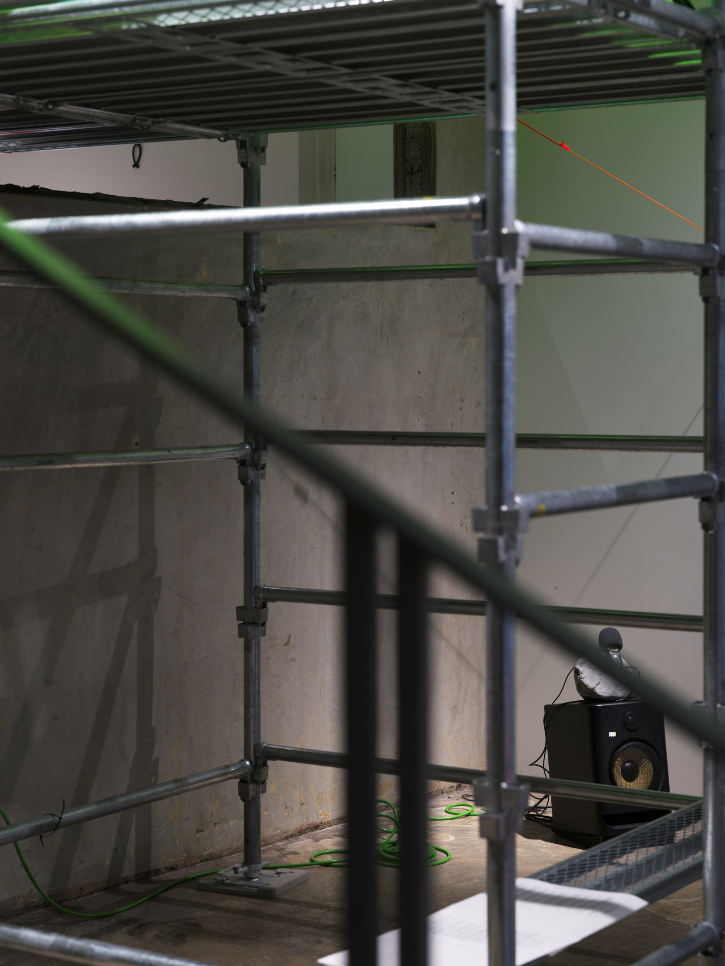 Between Pixel and particle — 2024 — Tokyo — by Sander Wassink