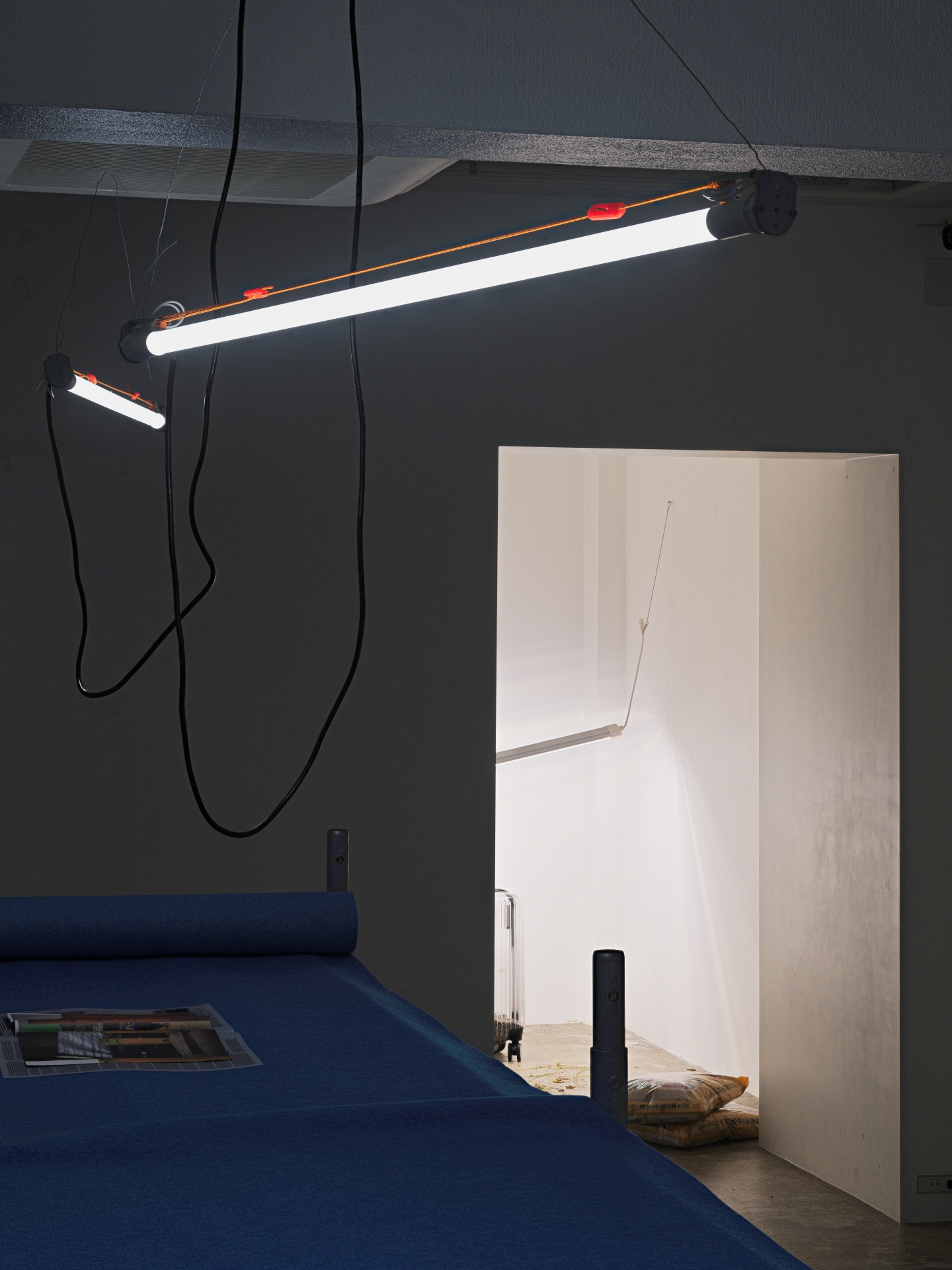 Between Pixel and particle — 2024 — Tokyo — by Sander Wassink
