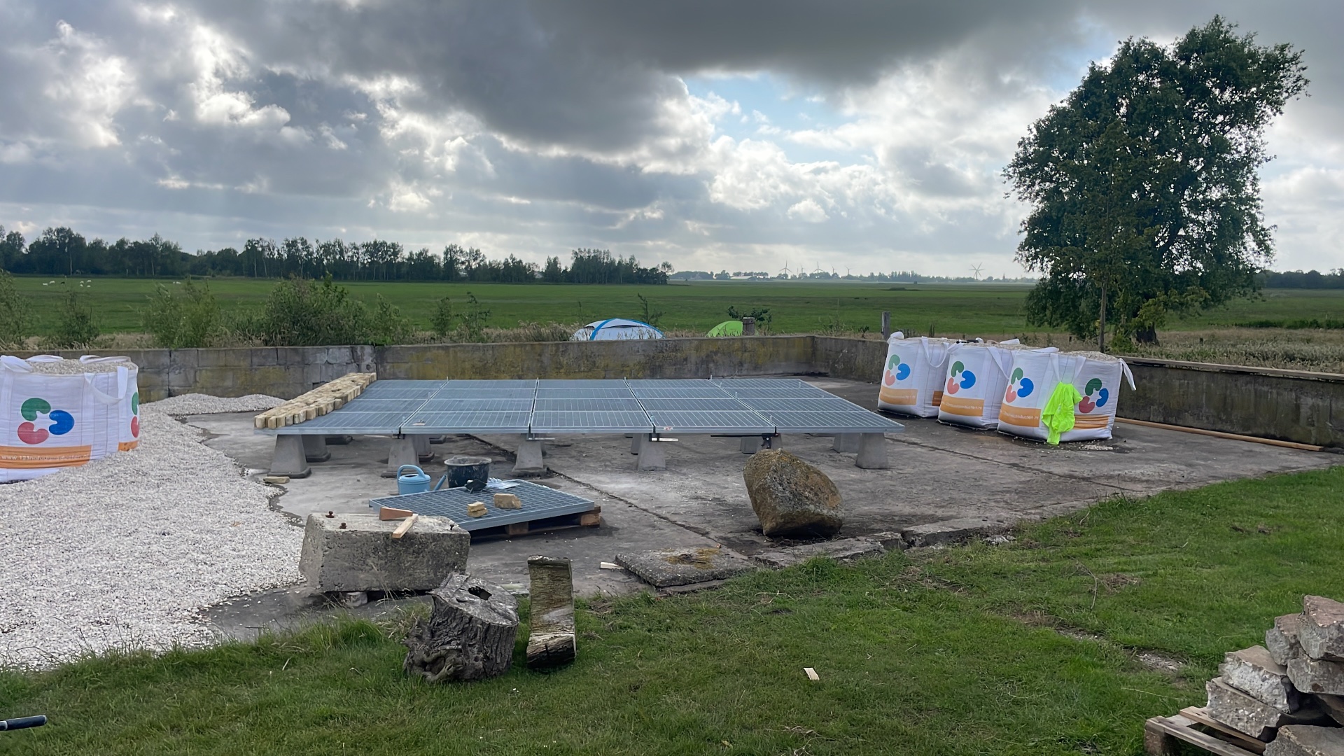 LAND, LABOR, LOVE — 2025 — Mirns — by Sander Wassink
