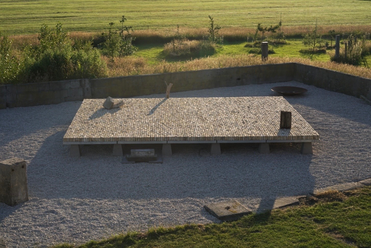REST — 2025 — Finished platform seen at sunset — Mirns — by Sander Wassink — photo Sander Wassink