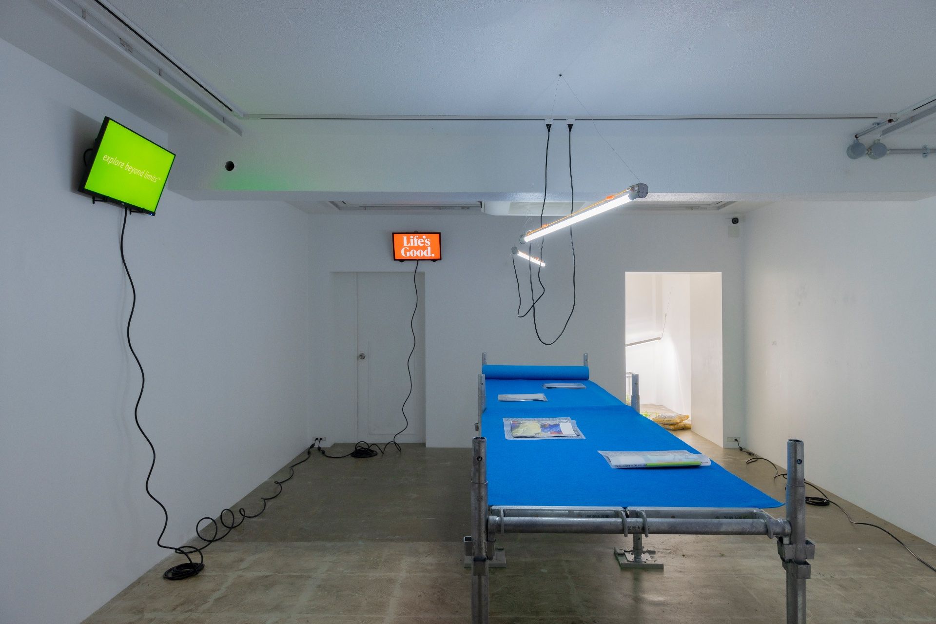 JUST VISITING — 2022 — book of ten years of work 2012-2022 — Tokyo — by Sander Wassink — photo —