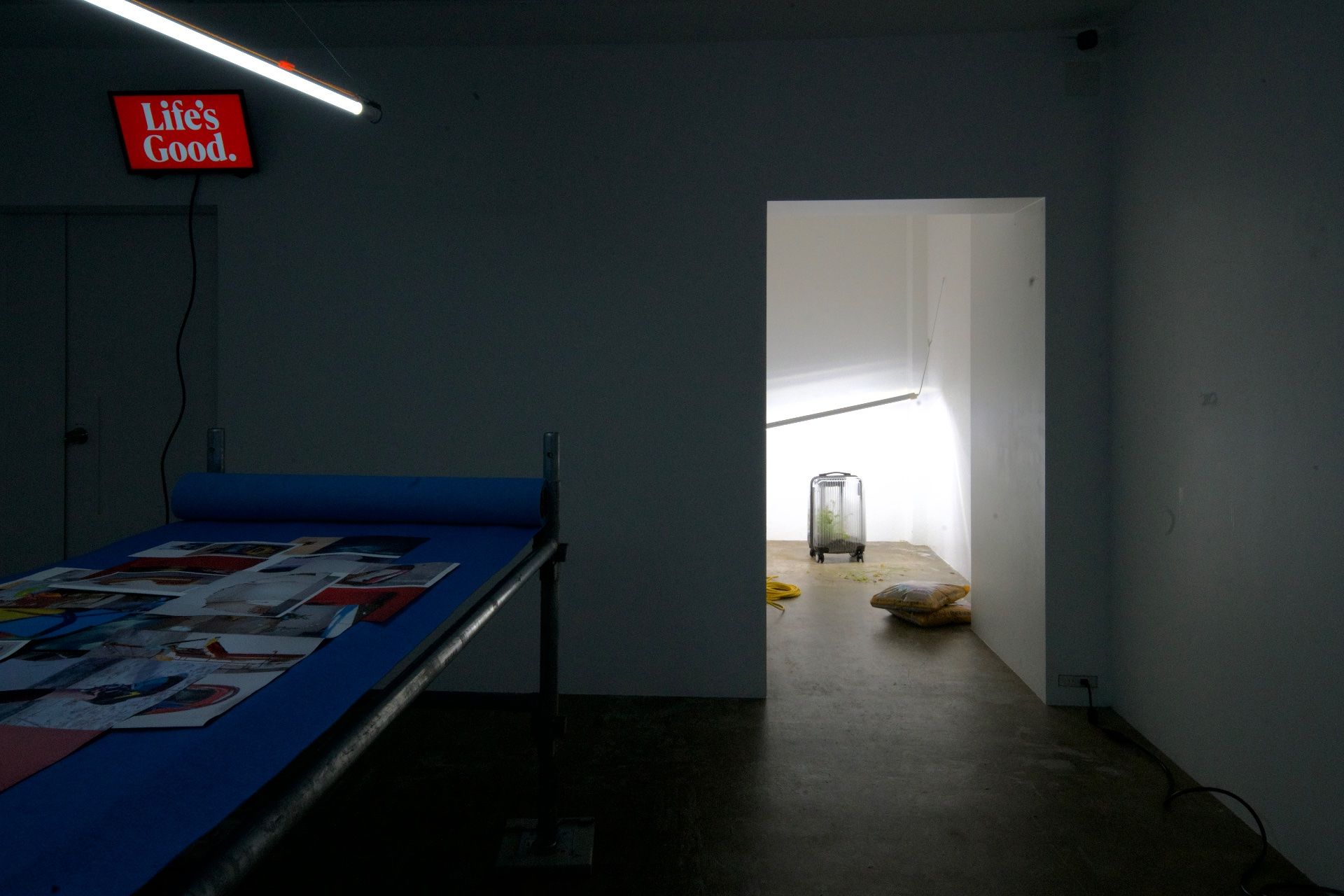 Between Pixel and particle — 2024 — Tokyo — by Sander Wassink